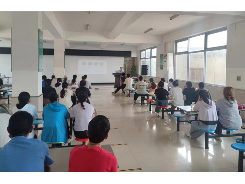 立足崗位，揚青春風(fēng)帆