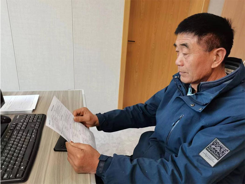 學(xué)習老員工李先玉的奮斗拼搏精神